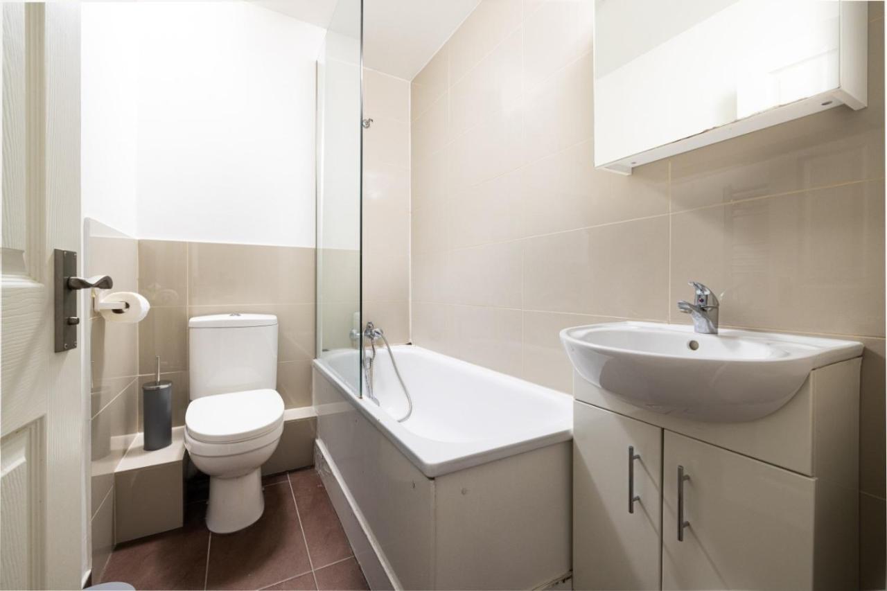 Mornington Crescent Apartment London Bagian luar foto